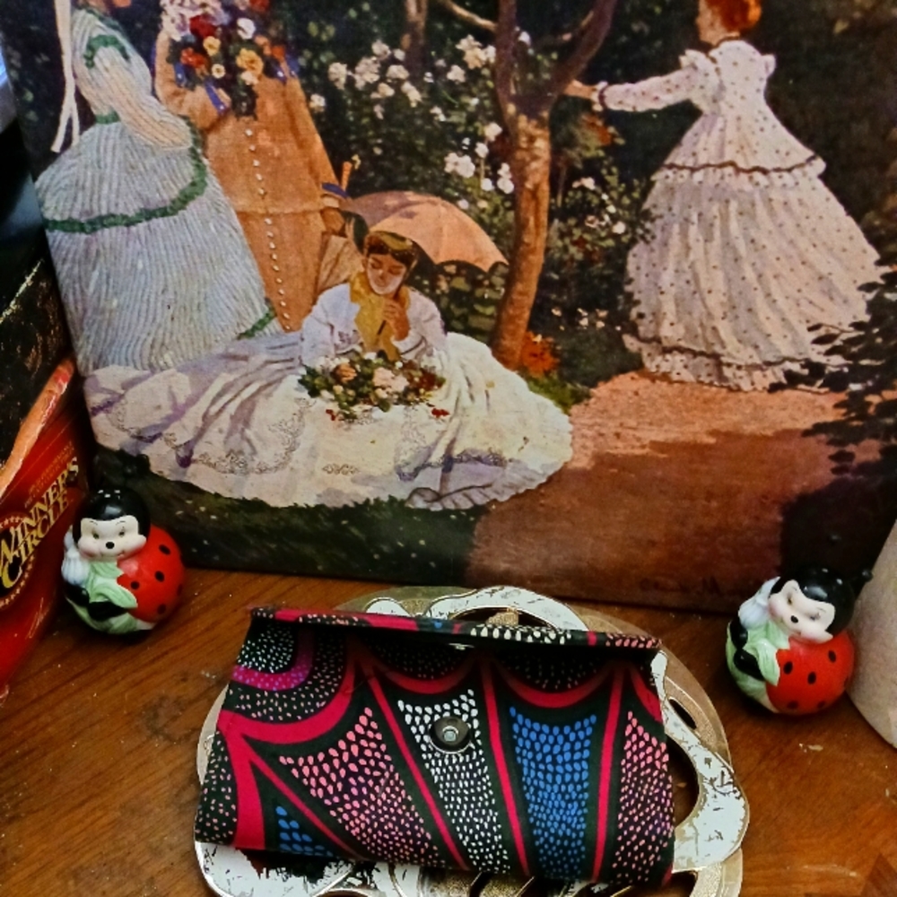 🥳 Party Lady Evening Cultch Purse 👛 Handmade Multicolor Snap Closure.🎁🎊🎉